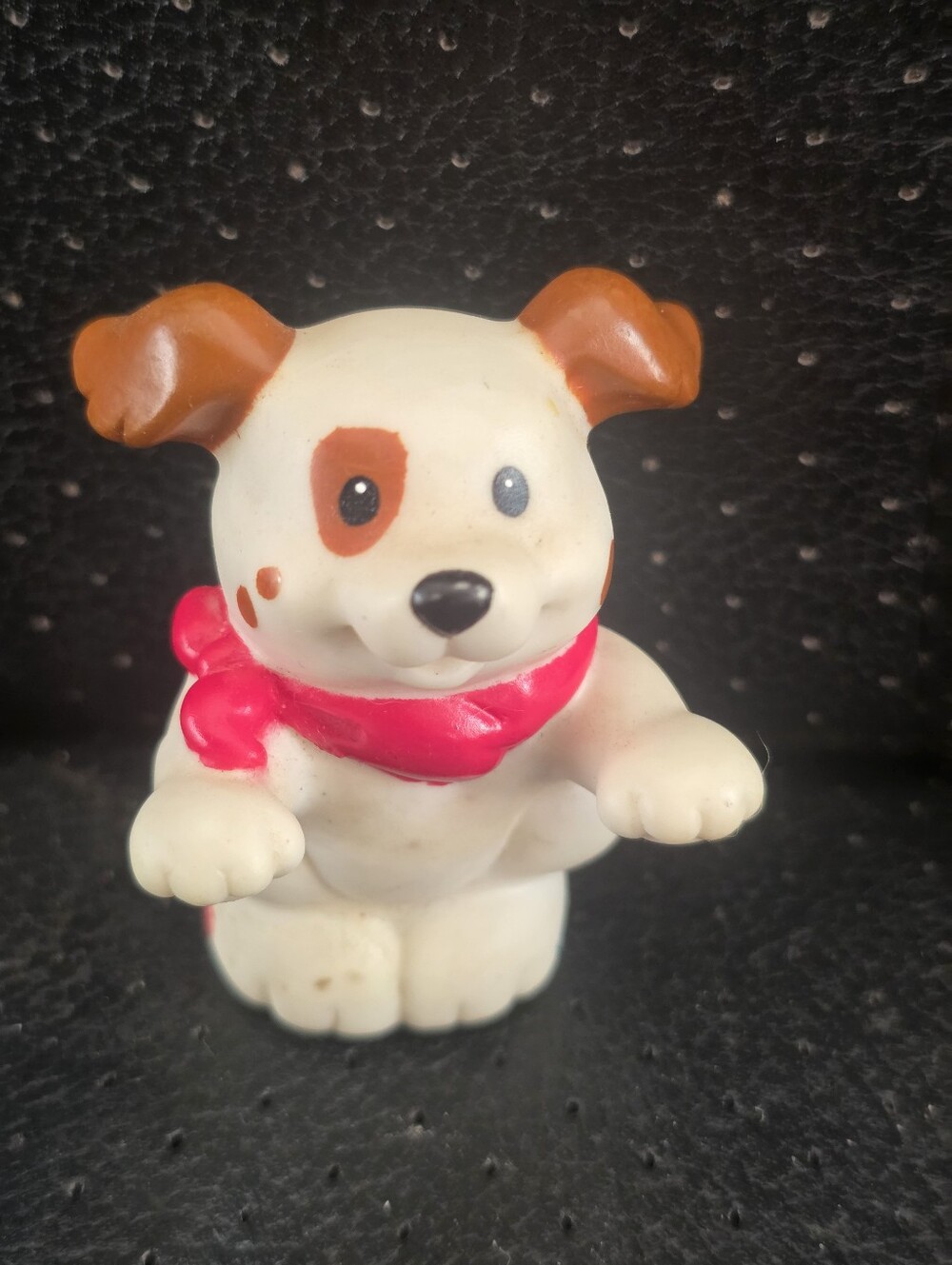 Fisher Price Little People WHITE DOG WITH BROWN OVER ONE EYE AND SPOTS Vintage